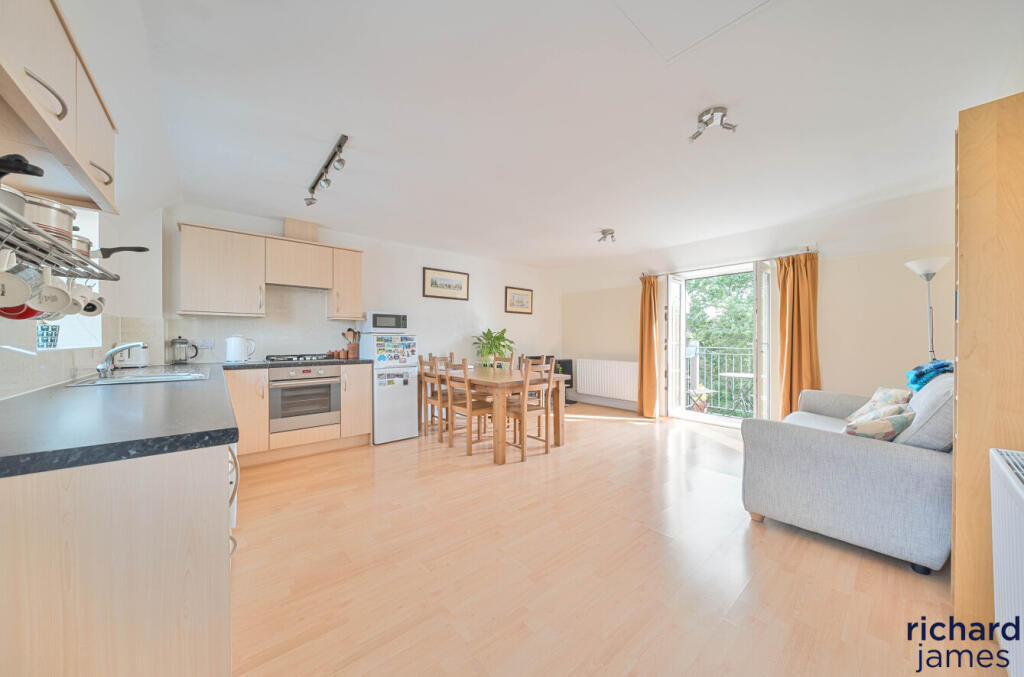 7fe988ba1f234e3c8bc9811d4348d685