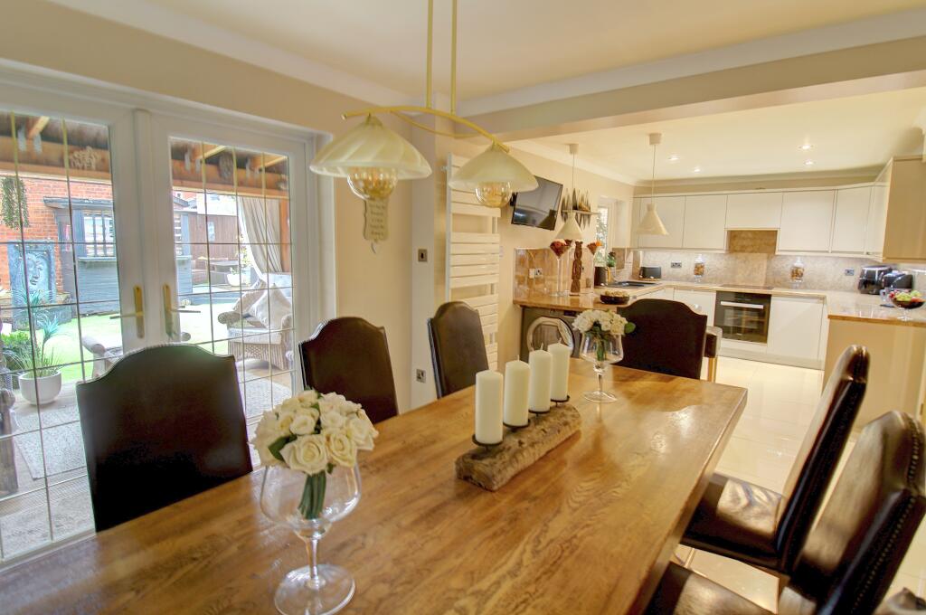 Dining &amp; Kitchen