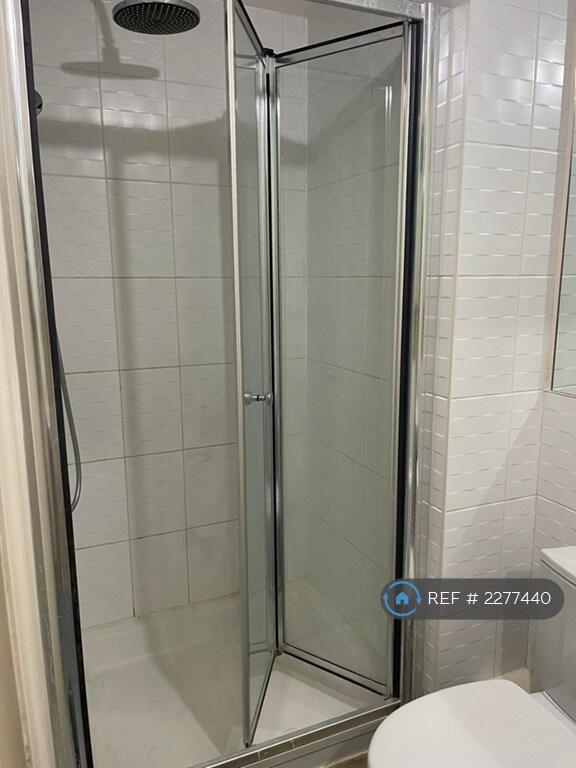 En Suite - Bath