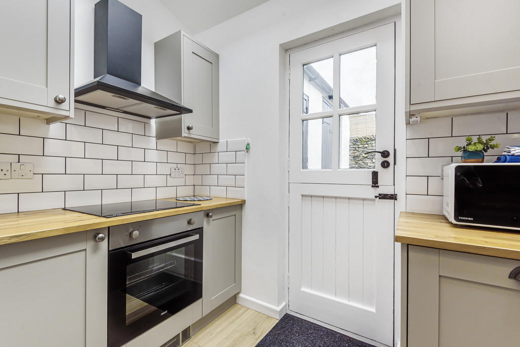 Fitted Kitchen
