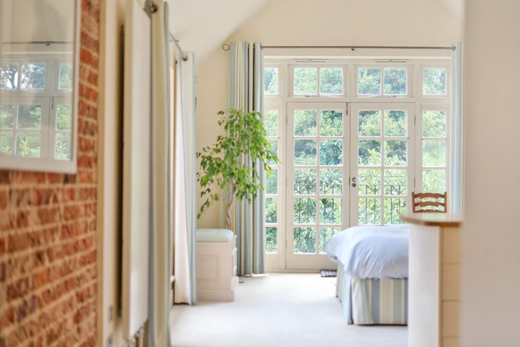 1334210-40-688cd0...