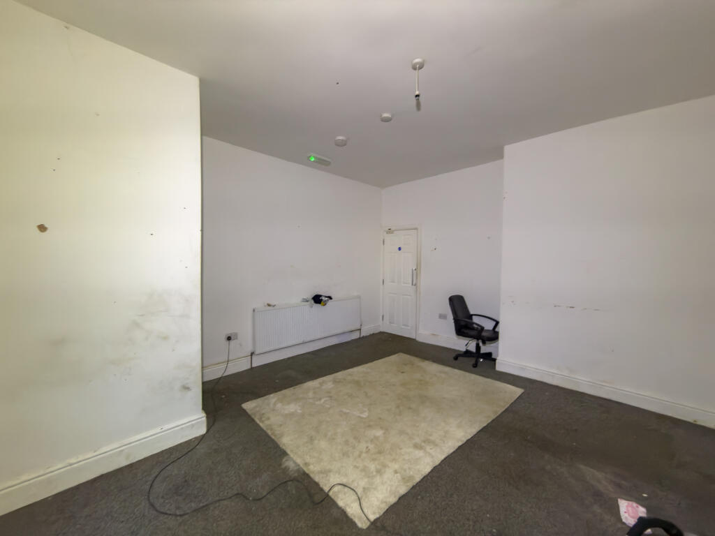 IMG 7092 3 T202511051030.jpg