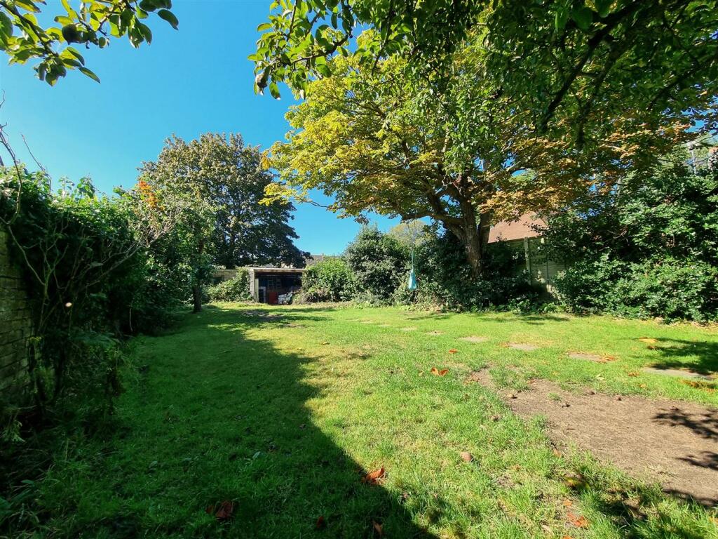 10buckg2.jpg
