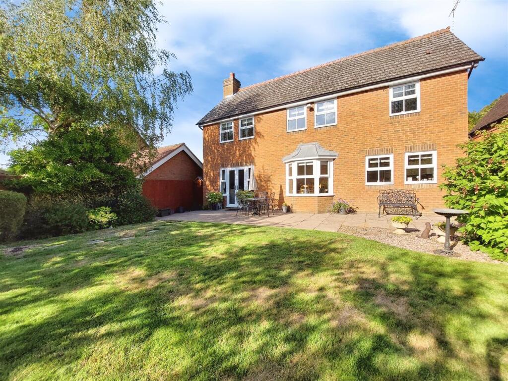 41767247-Rear 20of 20house 202.jpg