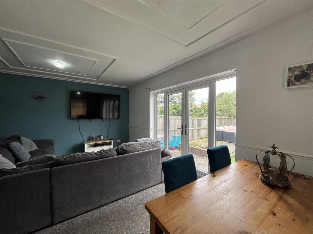 Lounge/Diner