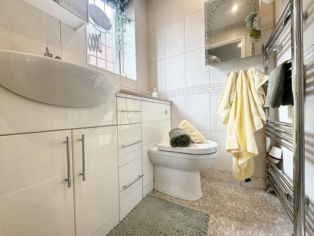En-Suite Shower Room