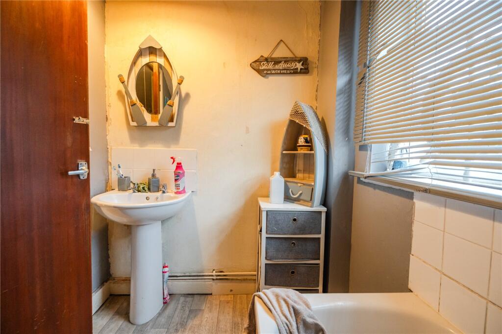 Bathroom (2)