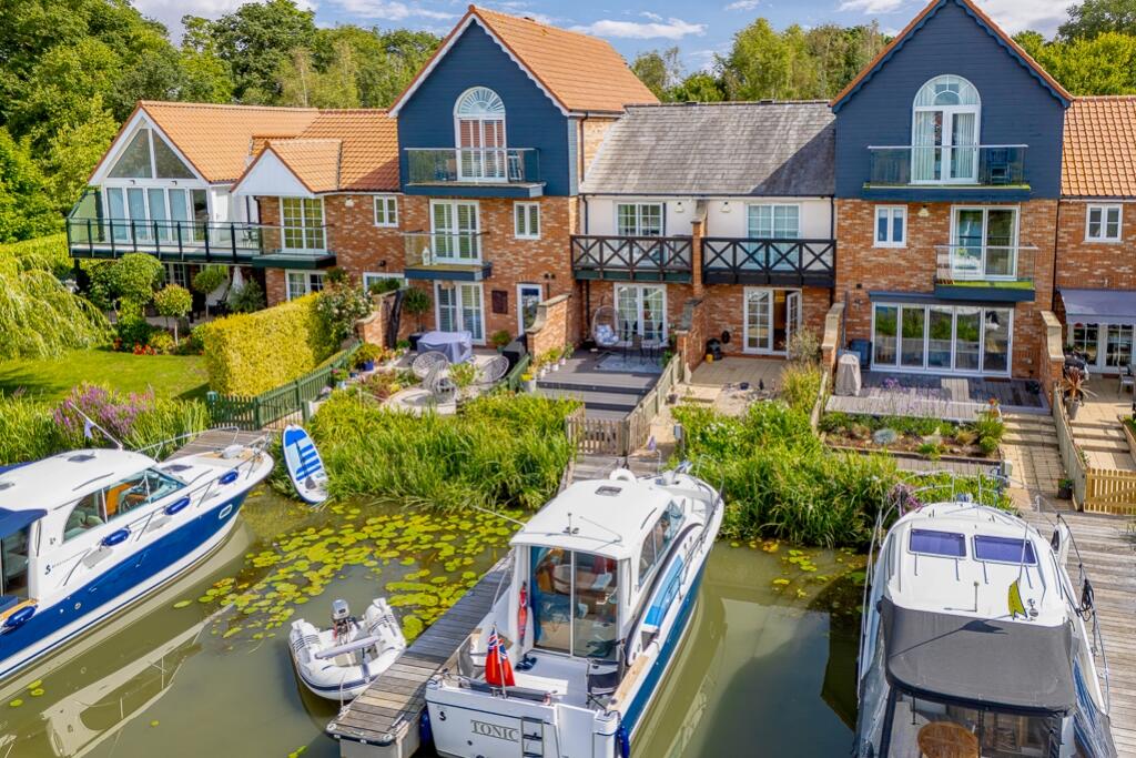 8 Park Lane (Burton Waters)-4