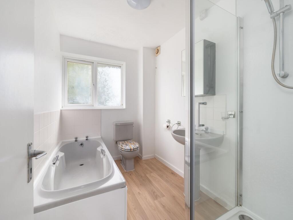 Bathroom with Shower Cubicle