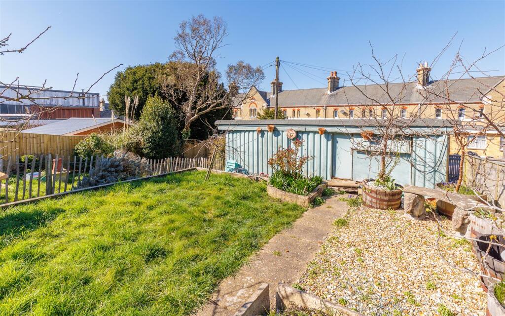 Garden 6