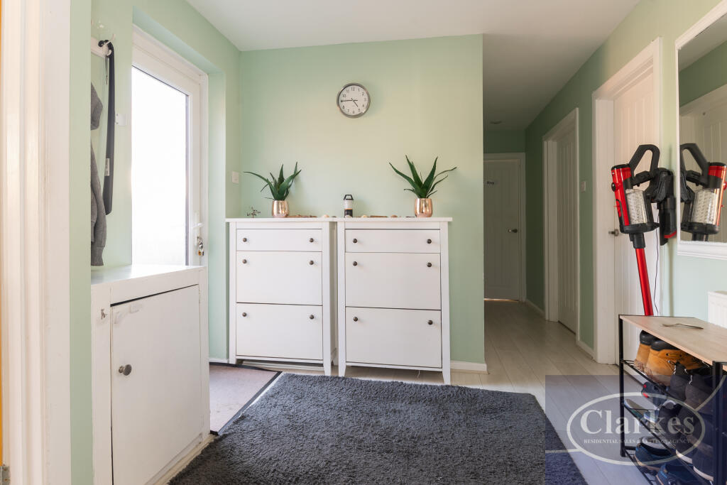 FC_024_131 STROUDEN RD_017