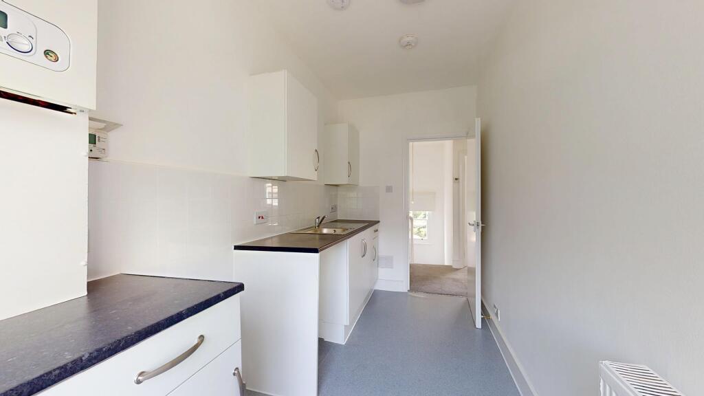 Flat B, 43 Montague Road, Hackney, London, E8 2HN