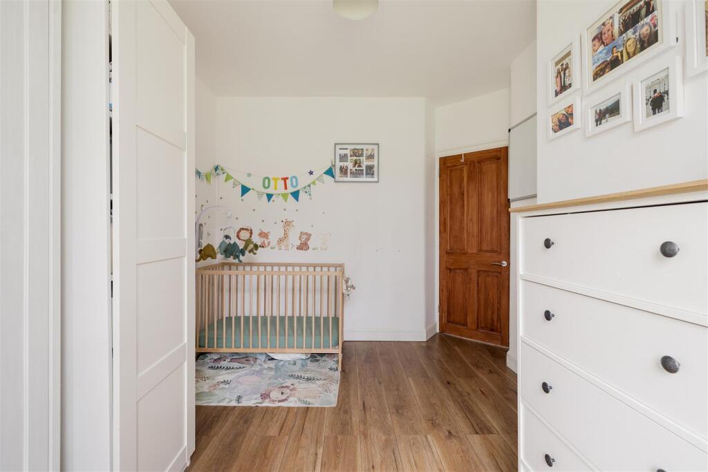 Tudor Court, E17