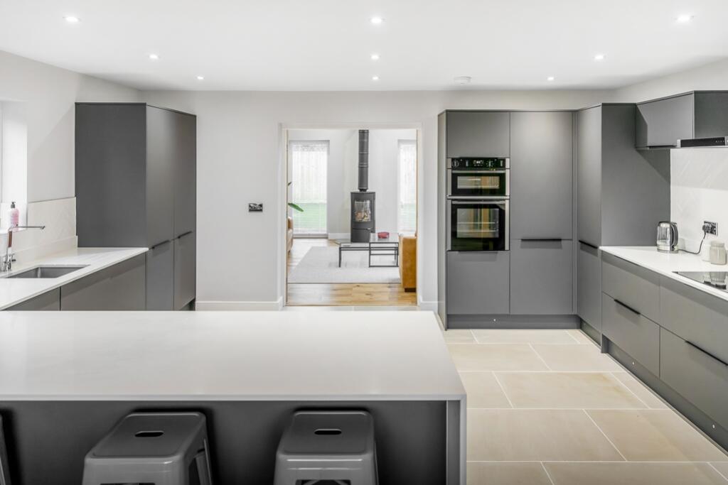 20 Sibthorpe Drive (Sudbrooke)-13