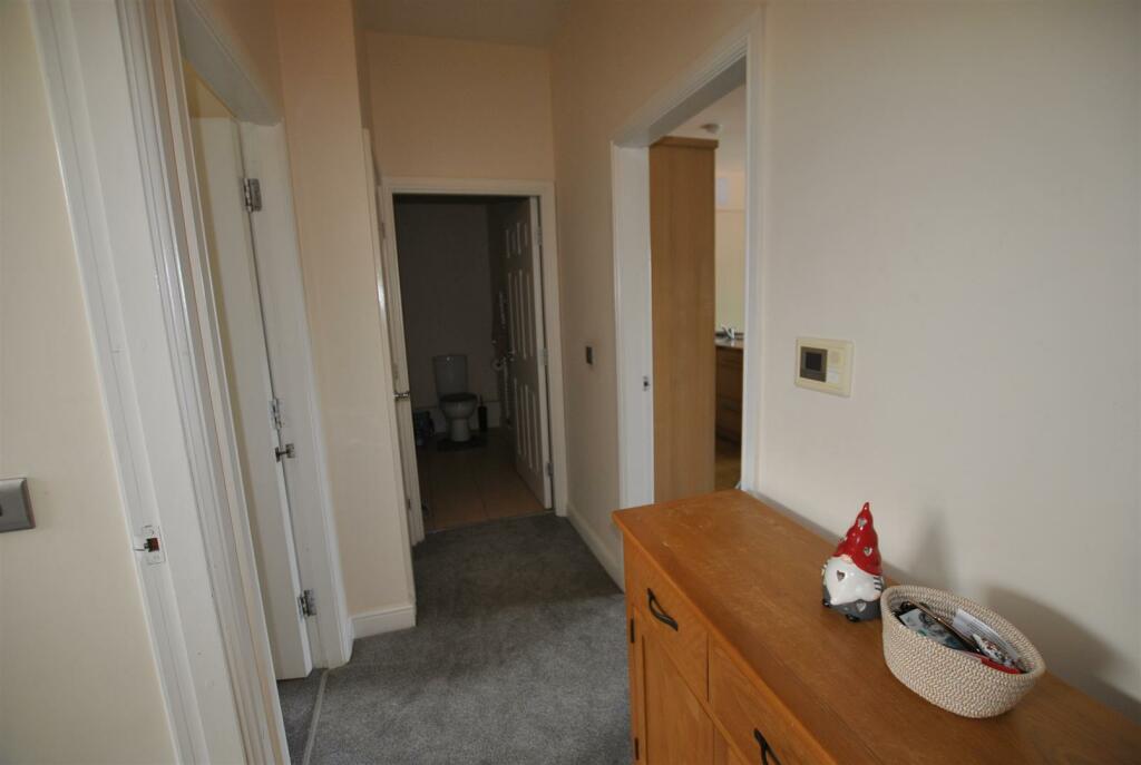 ENTRANCE HALLWAY