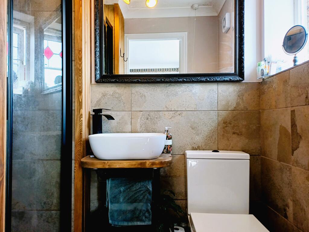 Ensuite Shower Room