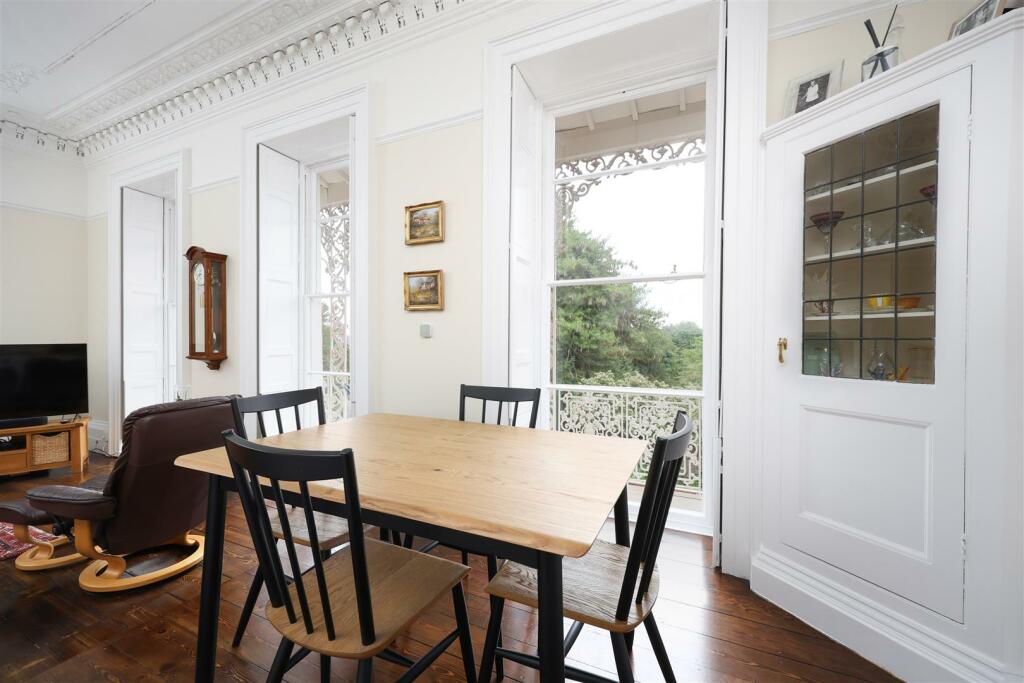 FFF 9 Charlotte St 21.JPG