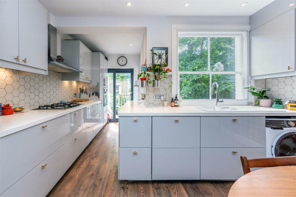 0036_116 Widdenham Road N7.jpg