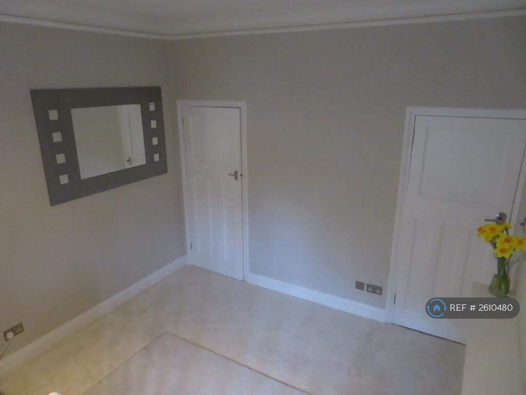 Double Bedroom 1