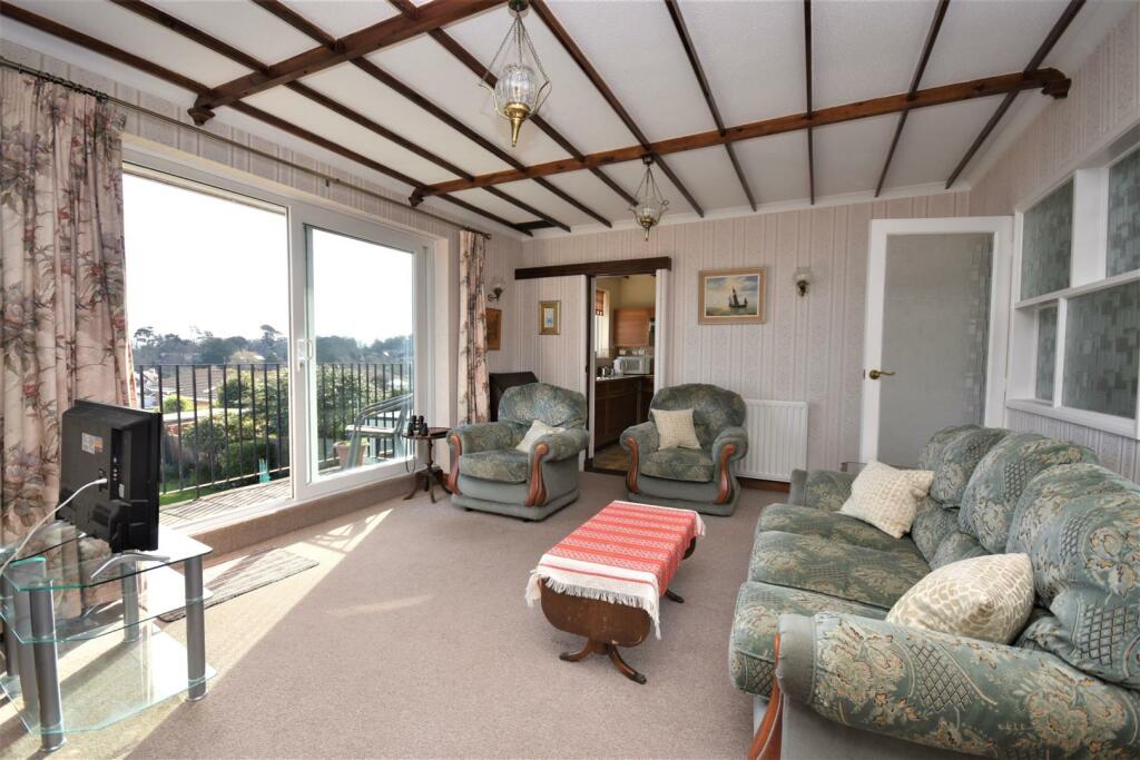 Sitting Room..JPG