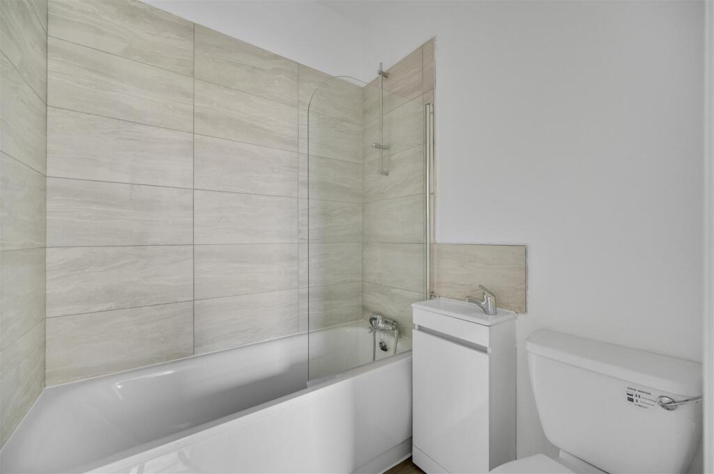 Daniels_93A Oaklands Road_015.jpg