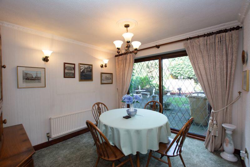 Breakfast Room