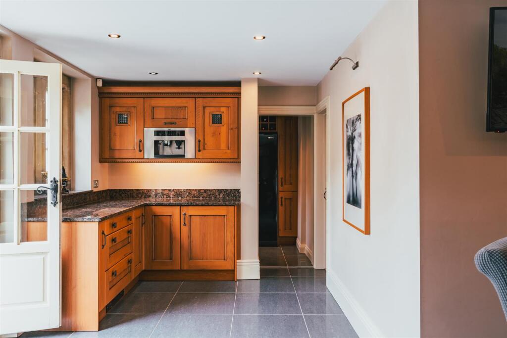 Breakfast Kitchen