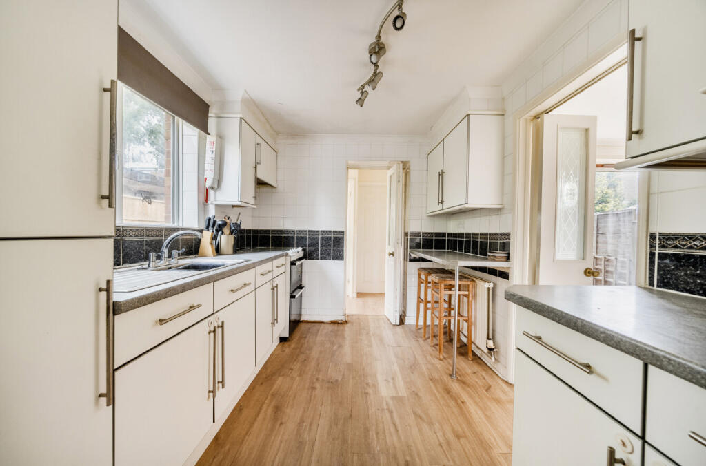 1340421-5-68a44a0...