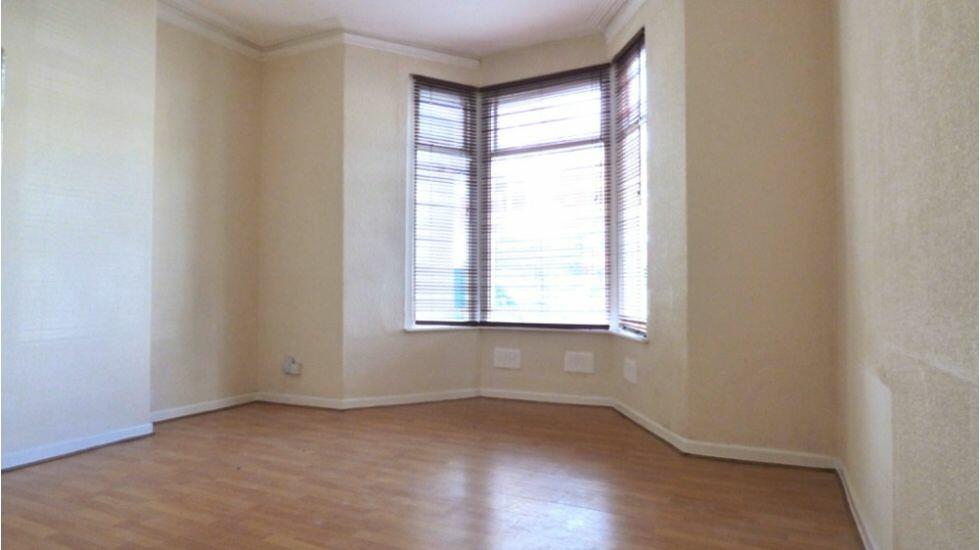 Front Bay Window