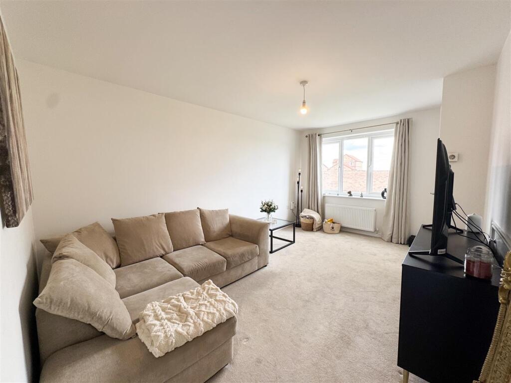 Living Room#.jpg