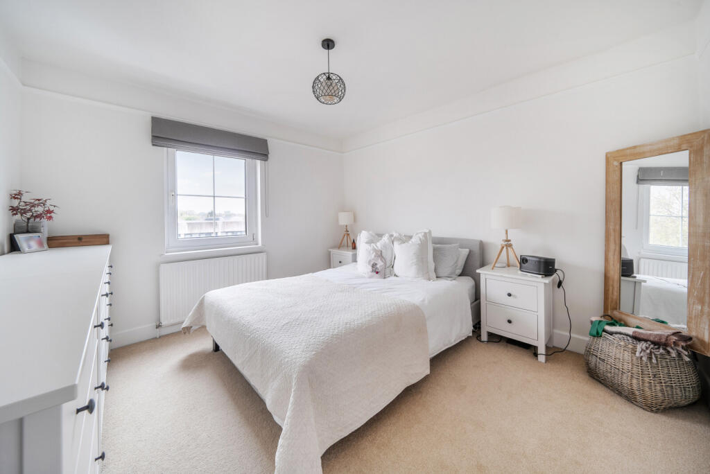 1383371-15-691ca1...