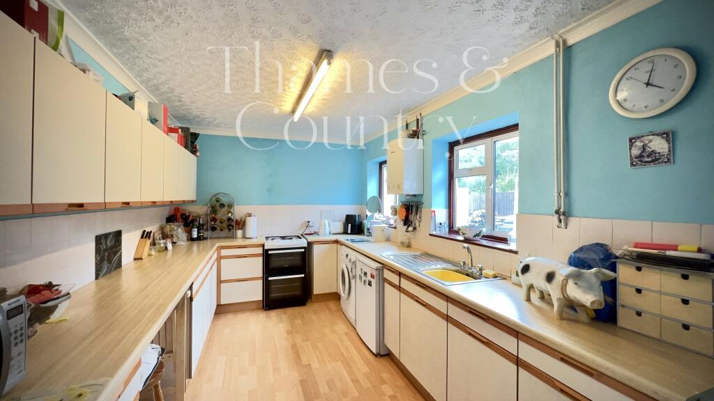 Kitchen with garden view