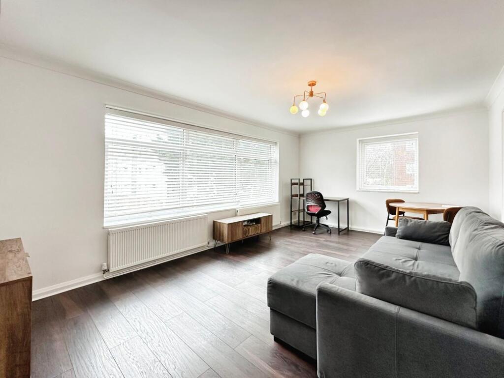 Living Room4.jpg