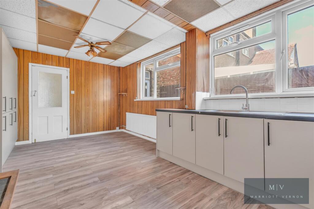 Hartley Road 20 MV-4.jpg