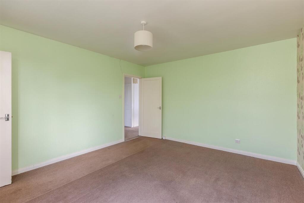 Station Road 38 Dining Room-2.jpg