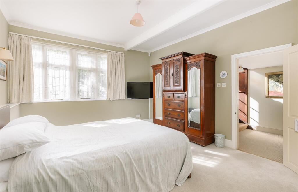 Bedroom 5