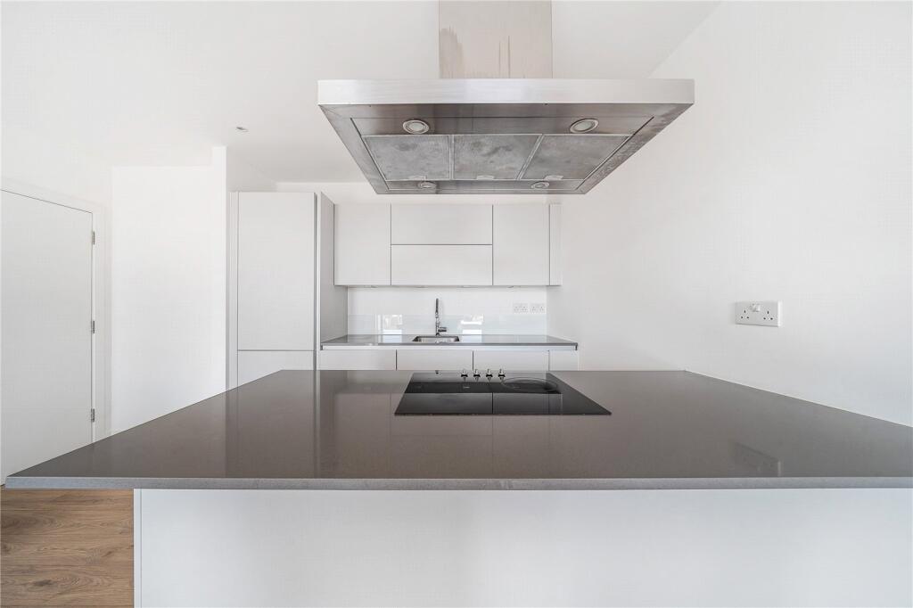 34 Leyton Road, London, E15