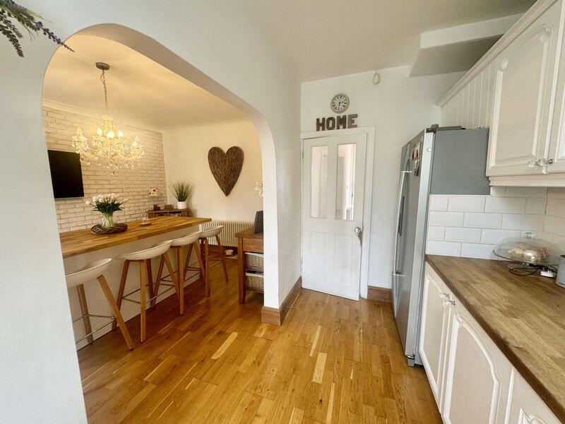 Kitchen to dining 
