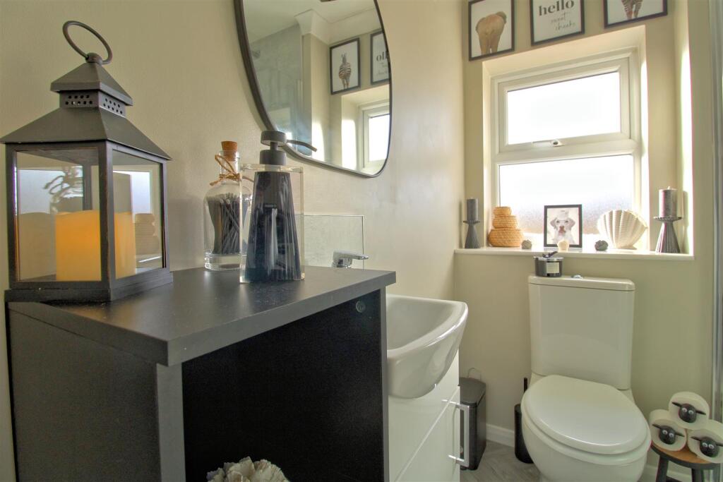 Shower Room .jpg