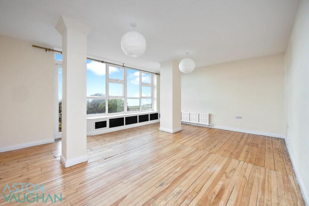 Marine Gate, R4-001.jpg