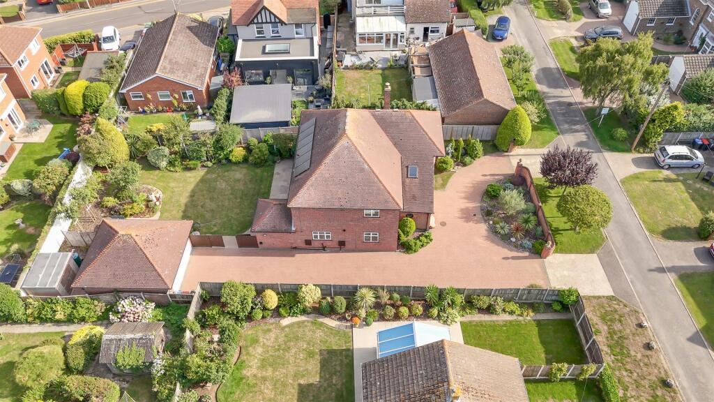 DJI_20250808165513_0001_D - frame at 1m49s.jpg