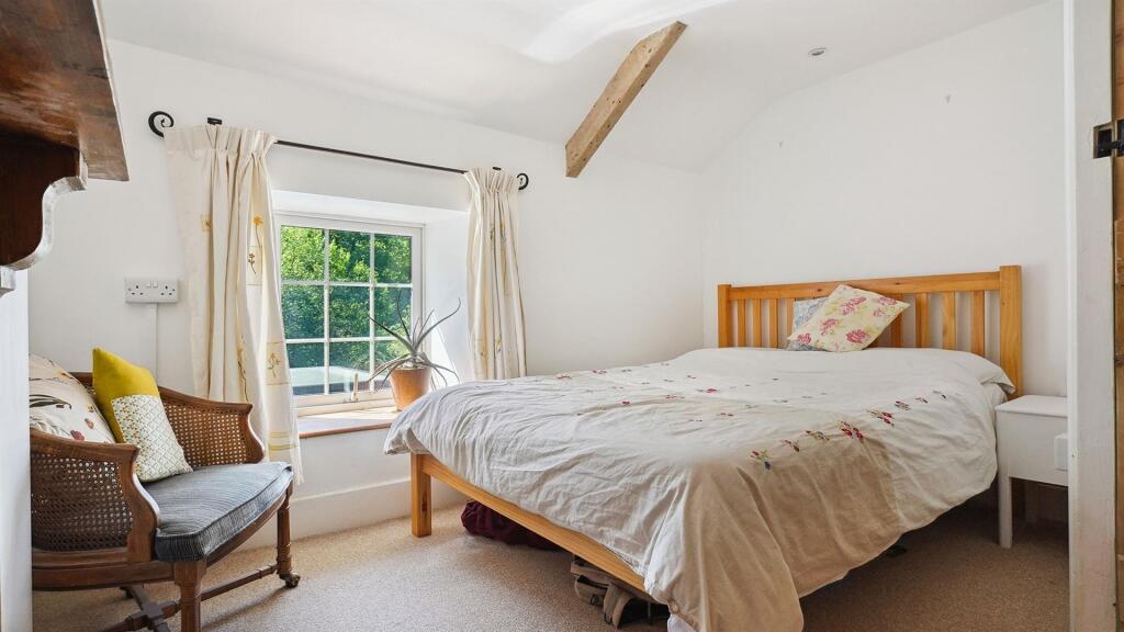 Bedroom 3.jpg