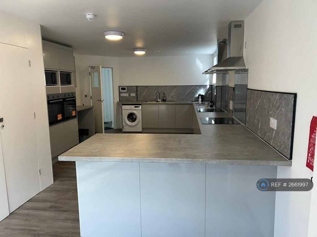 Kitchen 2