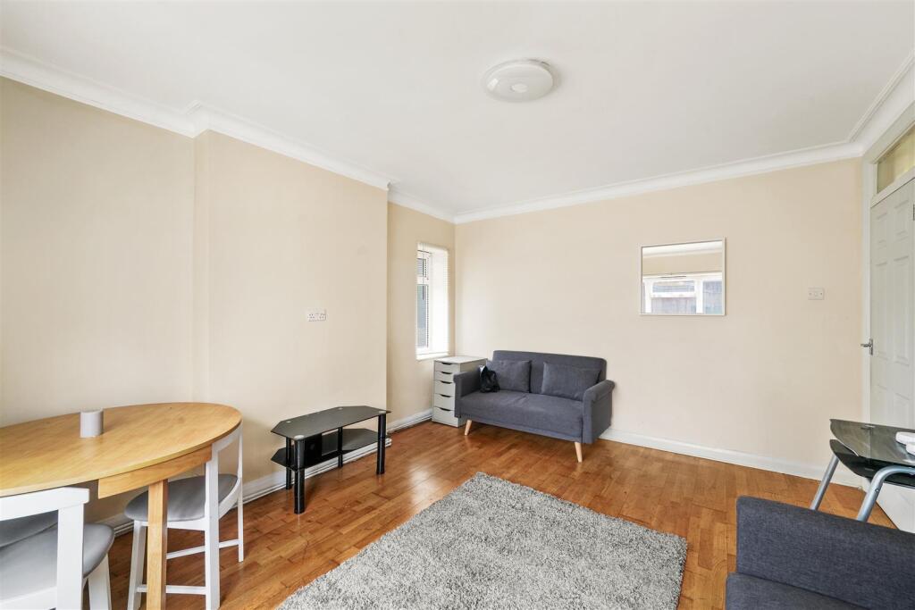 1 Danes Court, North End Road - pxA8eT7hkaobWmB4aV