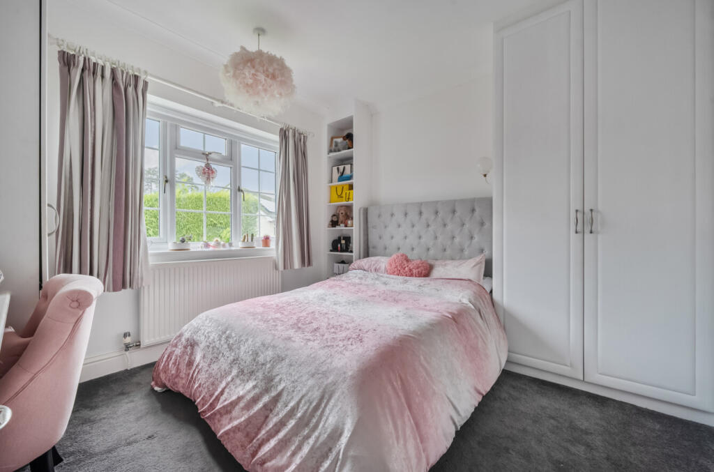 1385280-58-692843...