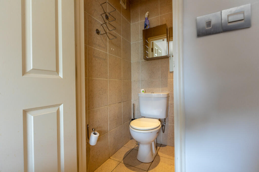 Bed 2 - En-Suite