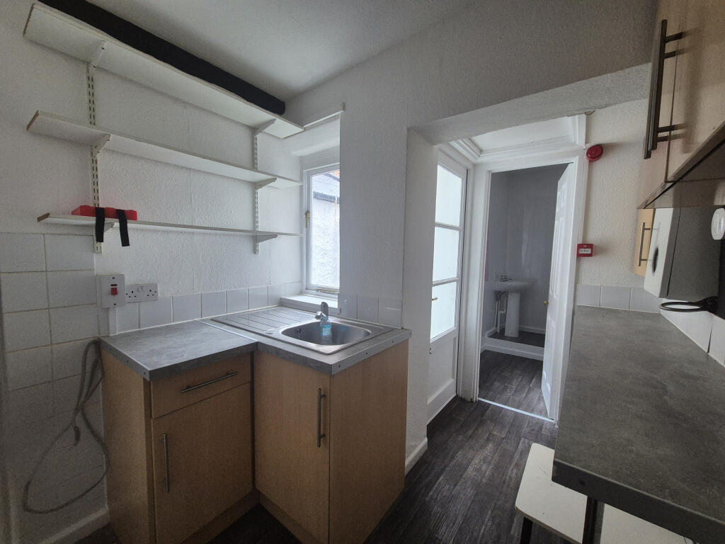 20251003_110328
