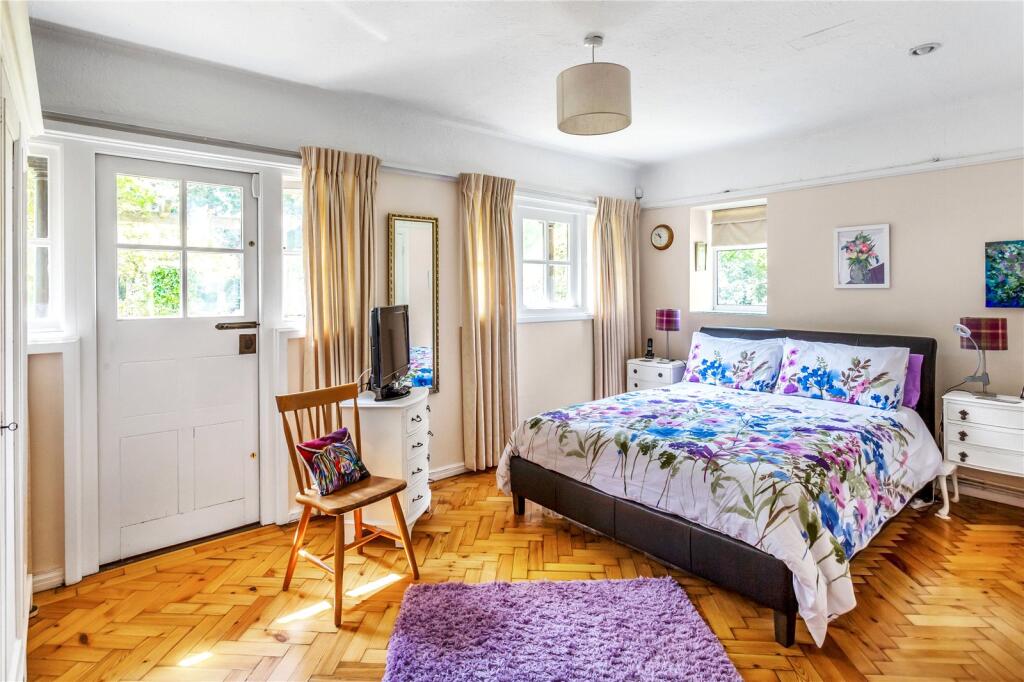 Main Bedroom