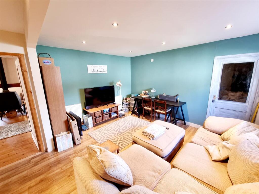 Living Room.jpg