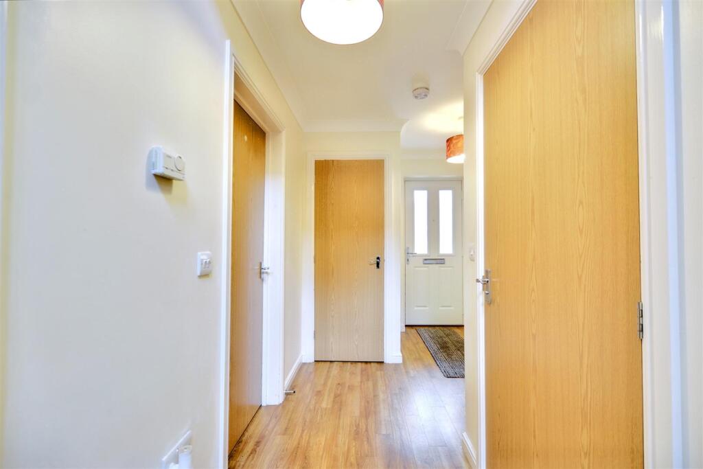 Entrance Hall_2.jpeg